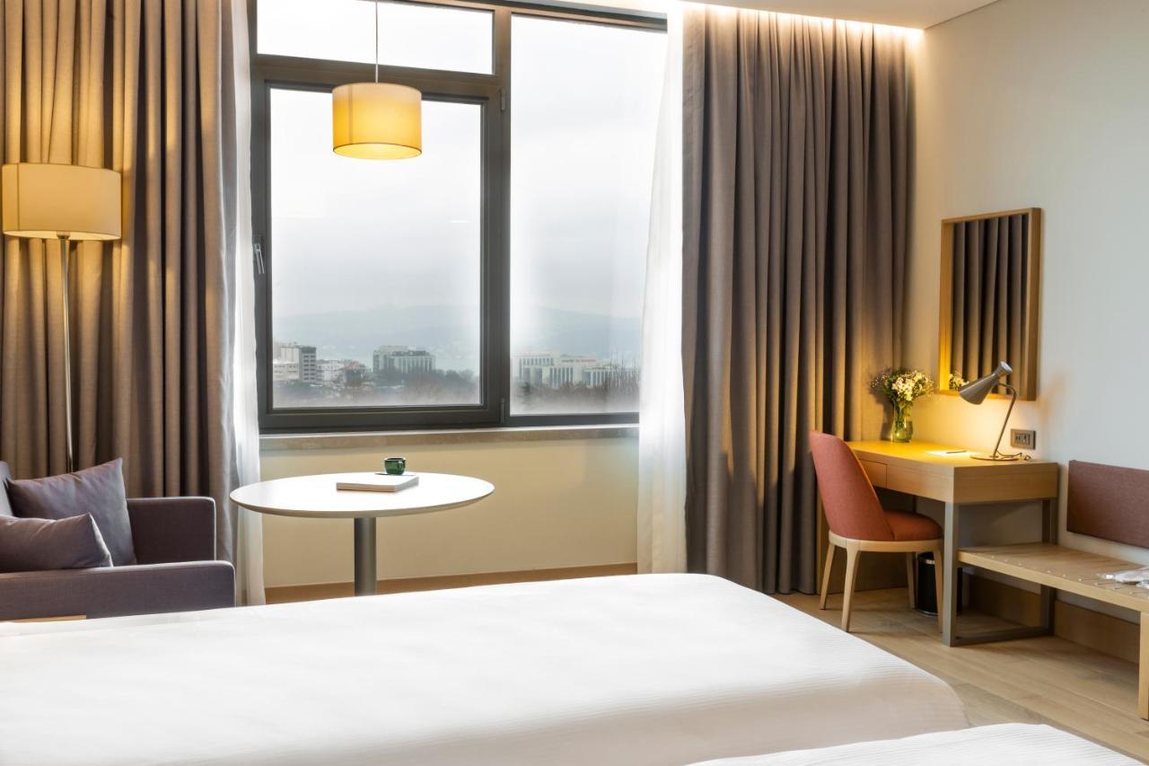 Radisson Hotel Istanbul Harbiye Bagian luar foto