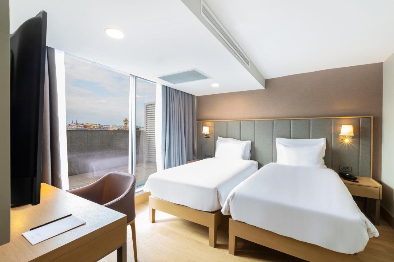 Radisson Hotel Istanbul Harbiye Bagian luar foto