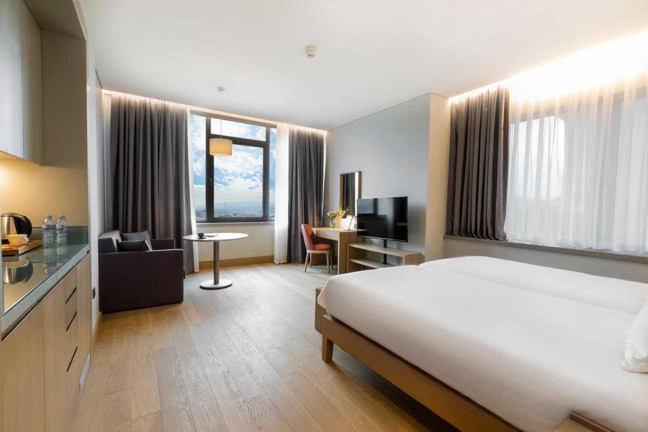 Radisson Hotel Istanbul Harbiye Bagian luar foto